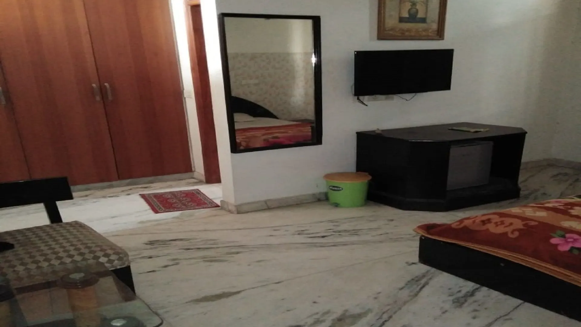 Hotel The Blue Sapphire Gurgaon